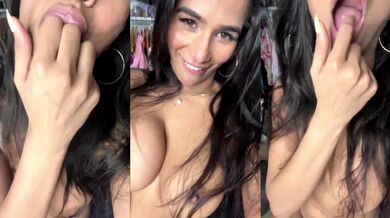 Poonam Pandey Naked Boobs Pussy Show